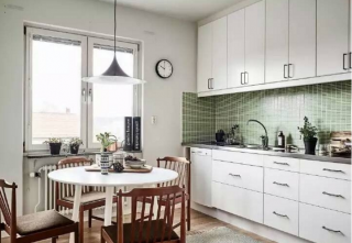 颐和家园115平欧式风格餐厅厨房一体设计装修图片