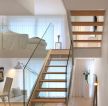 小型公寓复式楼室内楼梯玻璃扶手装修设计图片