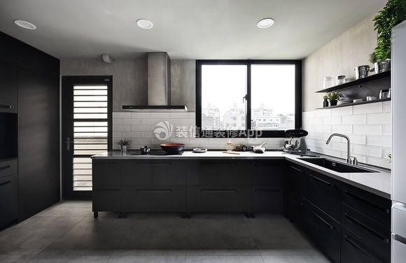 165平工业混搭风格黑色厨房设计装修效果图片