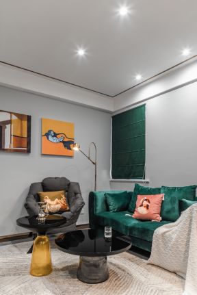 五象丽景172平现代风格客厅绿色沙发装修设计图欣赏