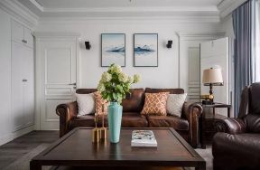 首开琅樾100平美式风格客厅沙发背景墙设计图片