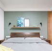 90平小户型三房卧室床头背景墙设计效果图欣赏