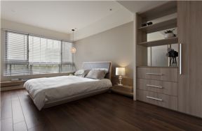 蓝光coco现代简约138平三居室卧室装修案例