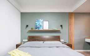 90平小户型三房卧室床头背景墙设计效果图欣赏