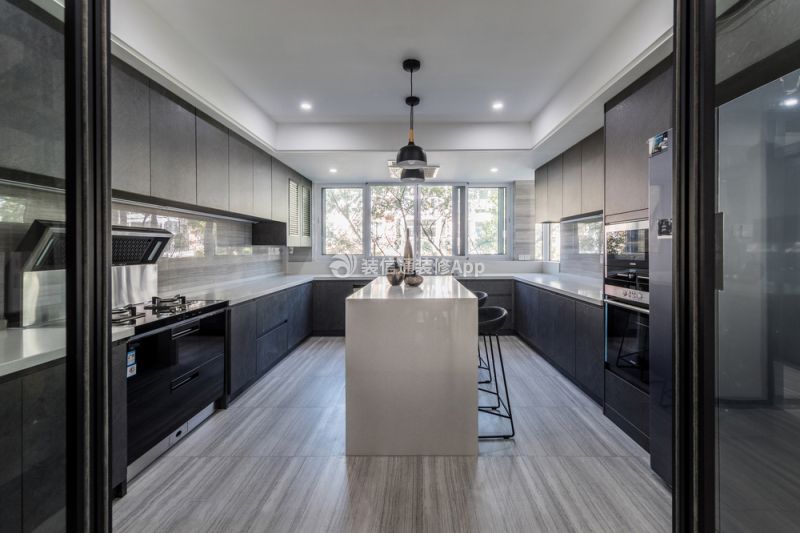 2023中州天御160平米四居室中式风格厨房装修设计效果图