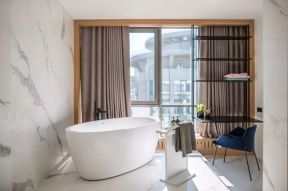 联泰天璞300平米三居现代简约浴室浴缸装修效果图