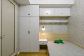 新力帝泊湾131平米三居现代卧室衣柜装修设计效果图