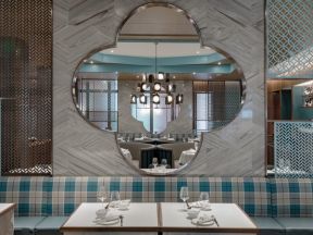 花悦庭280㎡现代风格餐厅墙镜装修效果图