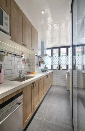 现代风格76平米两居室厨房装修效果图片赏析