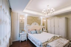保利香槟新古典160平四居室卧室装修案例