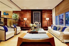 南城都汇两居93平东南亚风格客厅木质背景墙设计图片