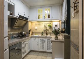 保利林语溪两居88平地中海风格厨房白色橱柜设计图