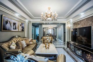保利香槟新古典160平四居室客厅装修案例