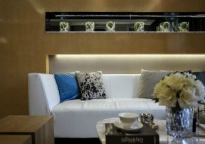 丽阳天下98平米三居现代风格客厅沙发装修图片