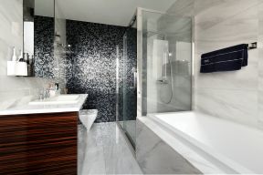 120平港式风格四居卫生间淋浴房装修设计效果图