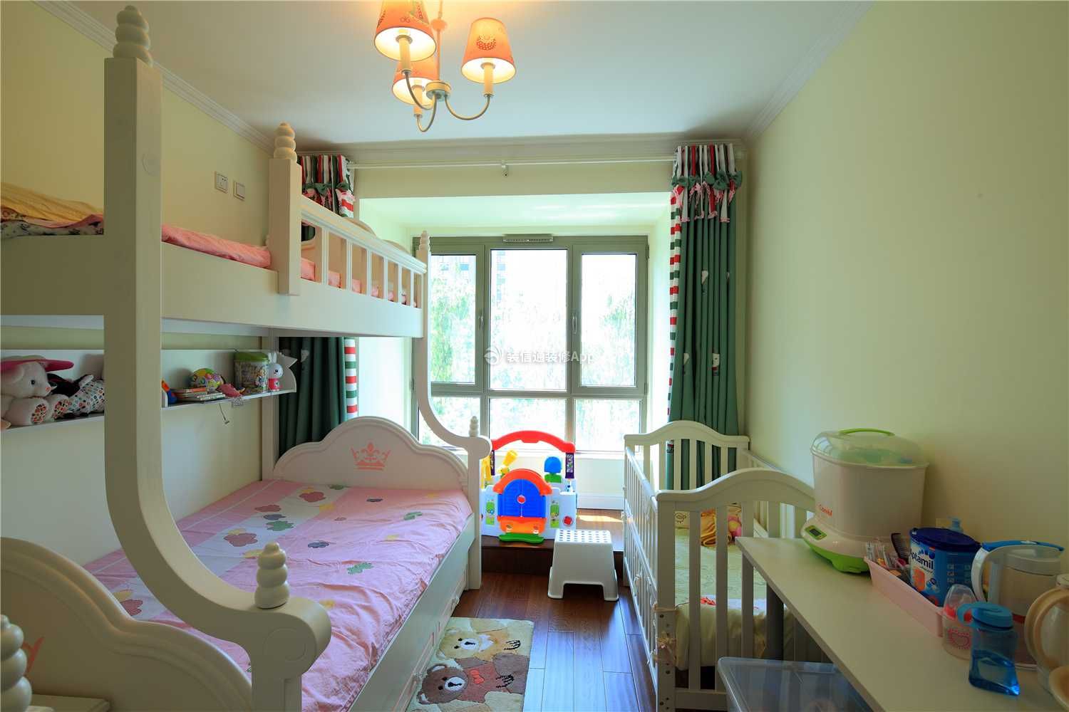 混搭风格四居室180平米儿童房装修效果图片赏析