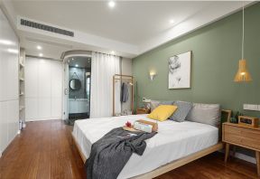绿地缇香公馆北欧112平三居室卧室装修案例