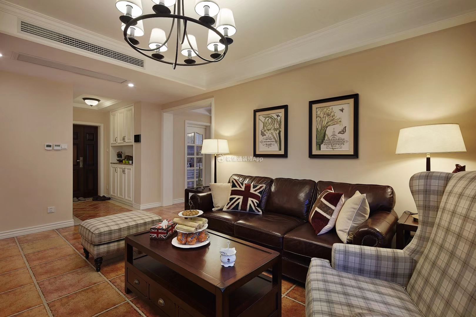  美式客厅装修 美式客厅装修实景图 美式沙发背景墙效果图