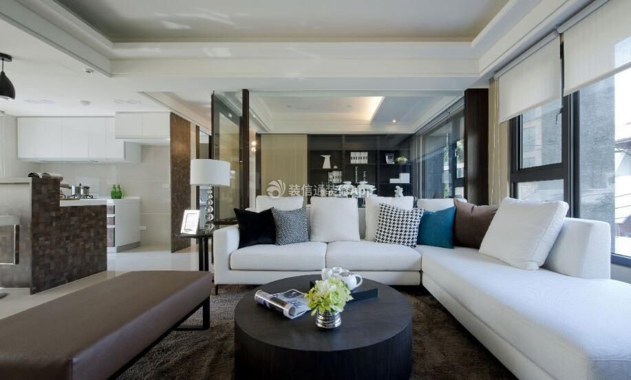 150平米大户型房子客厅白色转角沙发装修设计图片