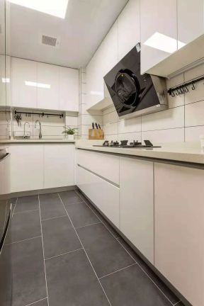 现代风格96平米三居室厨房装修效果图片大全