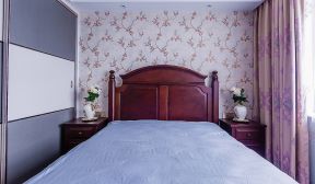 美式田园108平米三居室卧室墙纸装修效果图