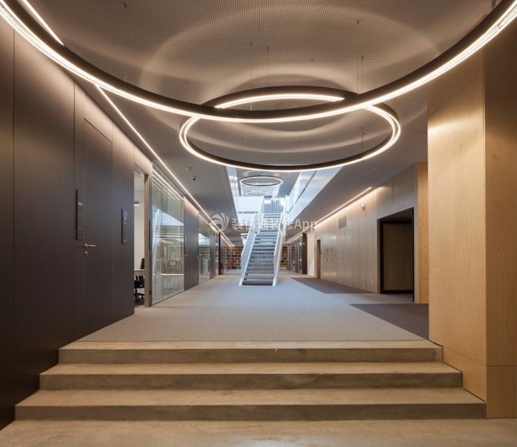 现代风格150平米办公室走廊吊顶装修图片
