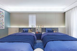 现代简约风格108平三居室双人床卧室设计图