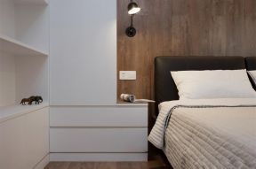现代简约69平米两居室卧室灯具设计图片