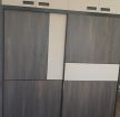 现代风格82平米二居室衣柜门装修效果图