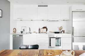 109平米现代风格三居室厨房橱柜装修效果图