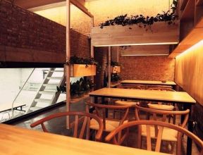 日式风格咖啡店实木桌椅装修设计效果图