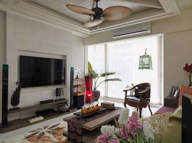 东南亚风格82平米二居室客厅电视家装图片