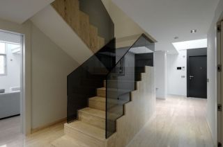 2023现代简约100平米复式楼梯设计图片