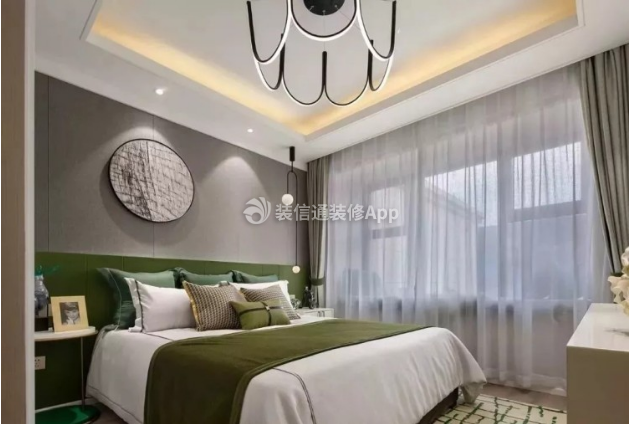 105平方米现代三居卧室窗帘装修效果图
