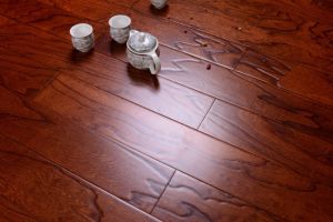 【南京美寓装饰】木地板清洁方法有哪些
