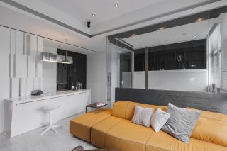 75平米小户型房屋客厅黄色沙发装修图片