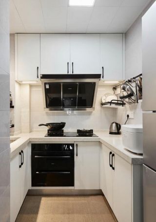 75平米小户型白色厨房吊柜装修设计效果图欣赏