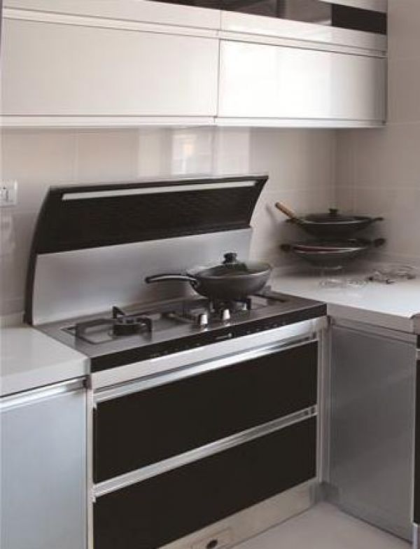 【山西都市时空装饰】带您了解开放式厨房用集成灶好不好？