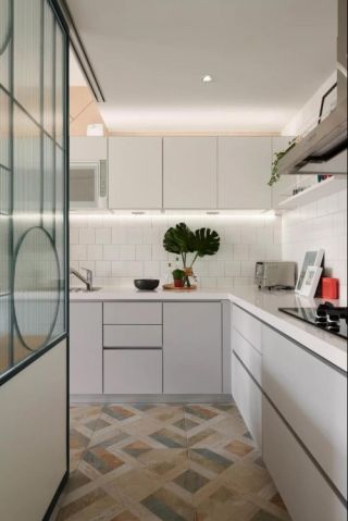二居室80平北欧风格厨房装修效果图
