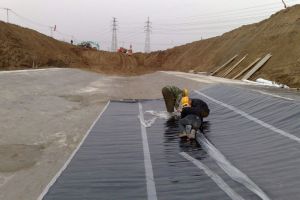 【哈尔滨吉时雨】防水板有哪些用途 防水板如何铺设