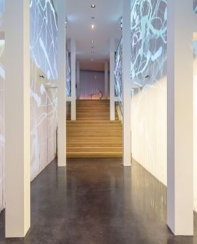 重庆酒店走廊台阶装修设计效果图2023