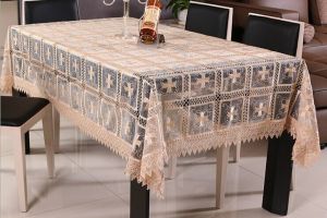 【新思路装饰】家用餐桌桌布什么材质好 桌布清洁方法