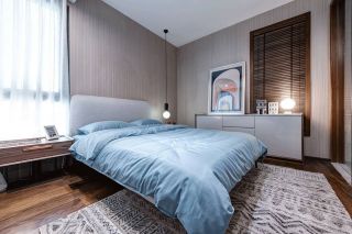 135平米现代风格三居室卧室窗帘装修效果图