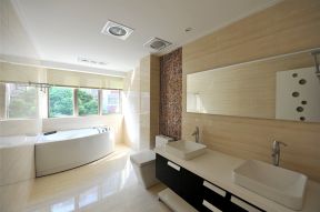 重庆现代简约风格别墅卫生间扇形浴缸装修设计图