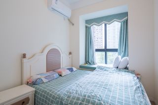 重庆地中海风格新房卧室窗帘装修效果图片