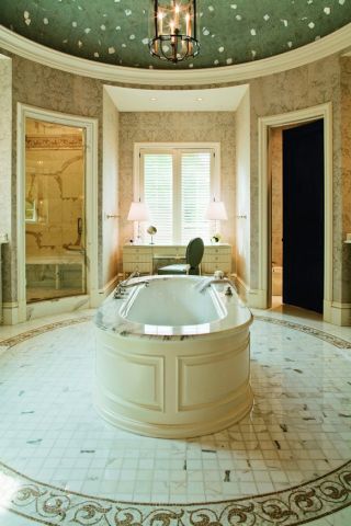 2023成都奢华别墅浴室浴缸装修效果图片