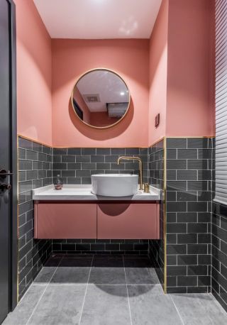 天津餐饮店洗手间粉色背景墙装修设计图
