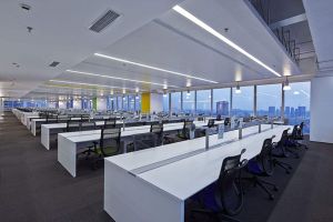 【深圳市国伟装饰】开放式办公空间的设计优缺点以及设计要点有哪些？