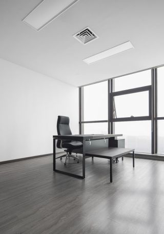 深圳写字楼设计现代风格办公室办公桌椅图片
