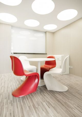 深圳写字楼装修设计小型会议室布置图片